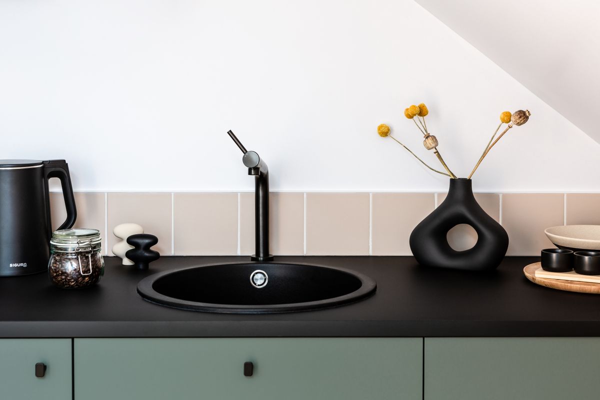Kenai StreamLabs smart leak detection and water-use monitoring device